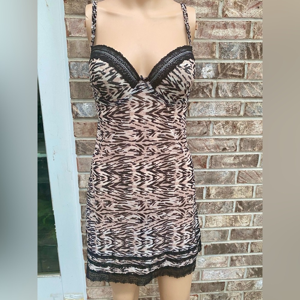 Animal Print Mesh Marilyn Monroe Black and Cream Patterned Chemise Slip Size L